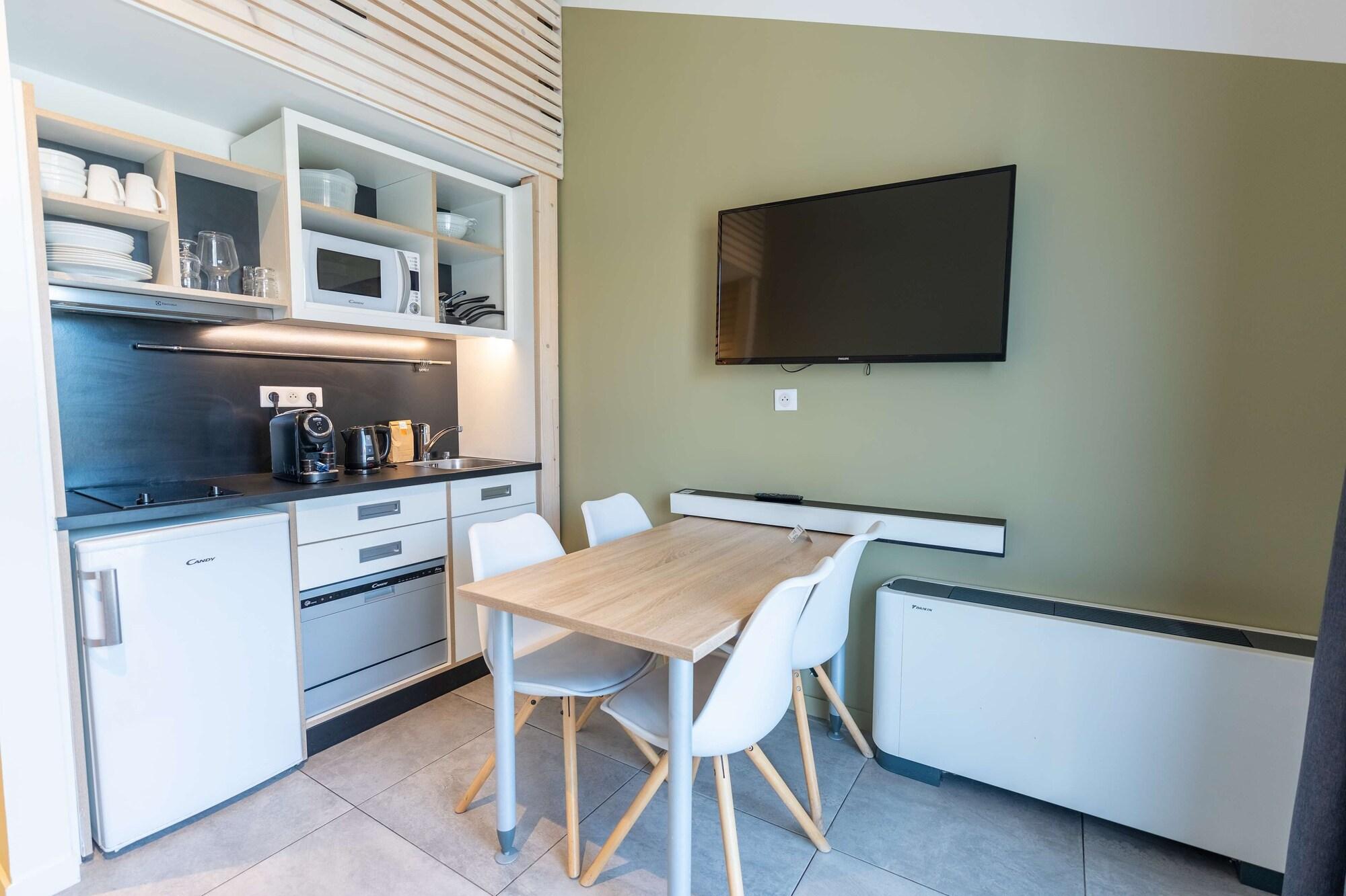 Kyriad - Plan De Campagne 3*