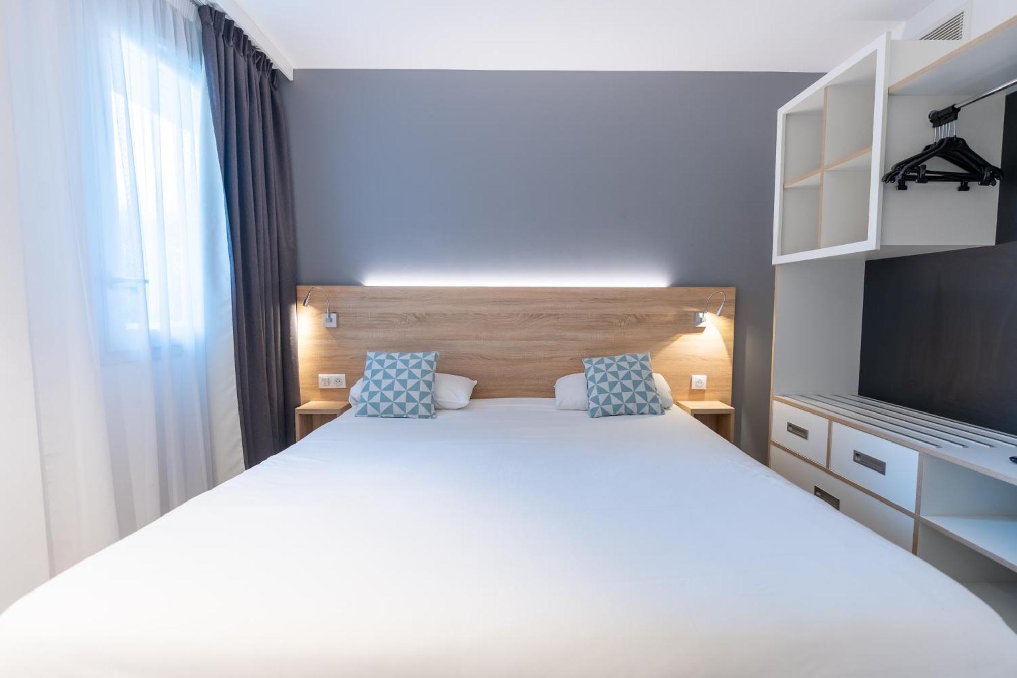 Aparthotel Kyriad - Plan De Campagne 3*